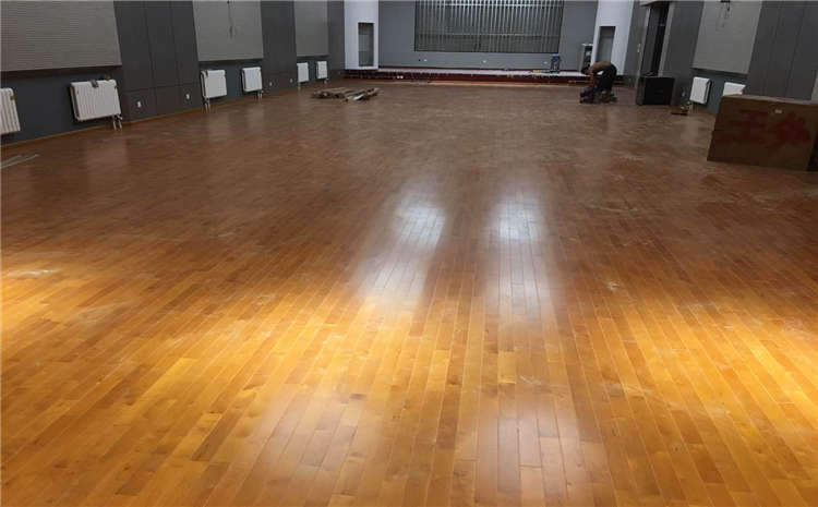 企口運(yùn)動(dòng)木地板施工方案