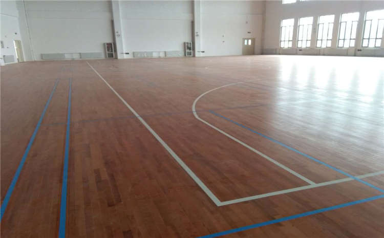 松木籃球館木地板雙層龍骨結構