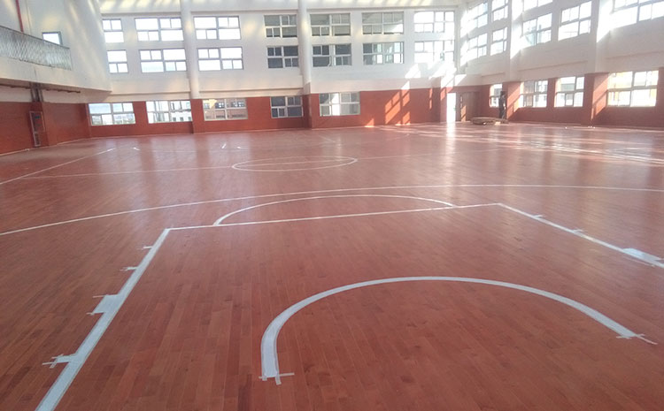 柞木舞臺木地板怎么保養?