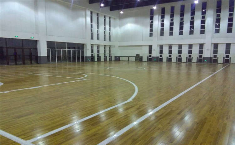 22厚籃球場地木地板雙層龍骨結構