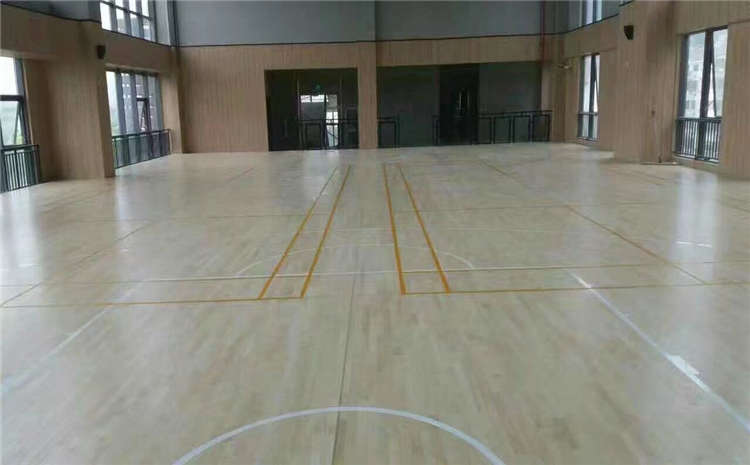 **的籃球場實木地板廠**哪**好?